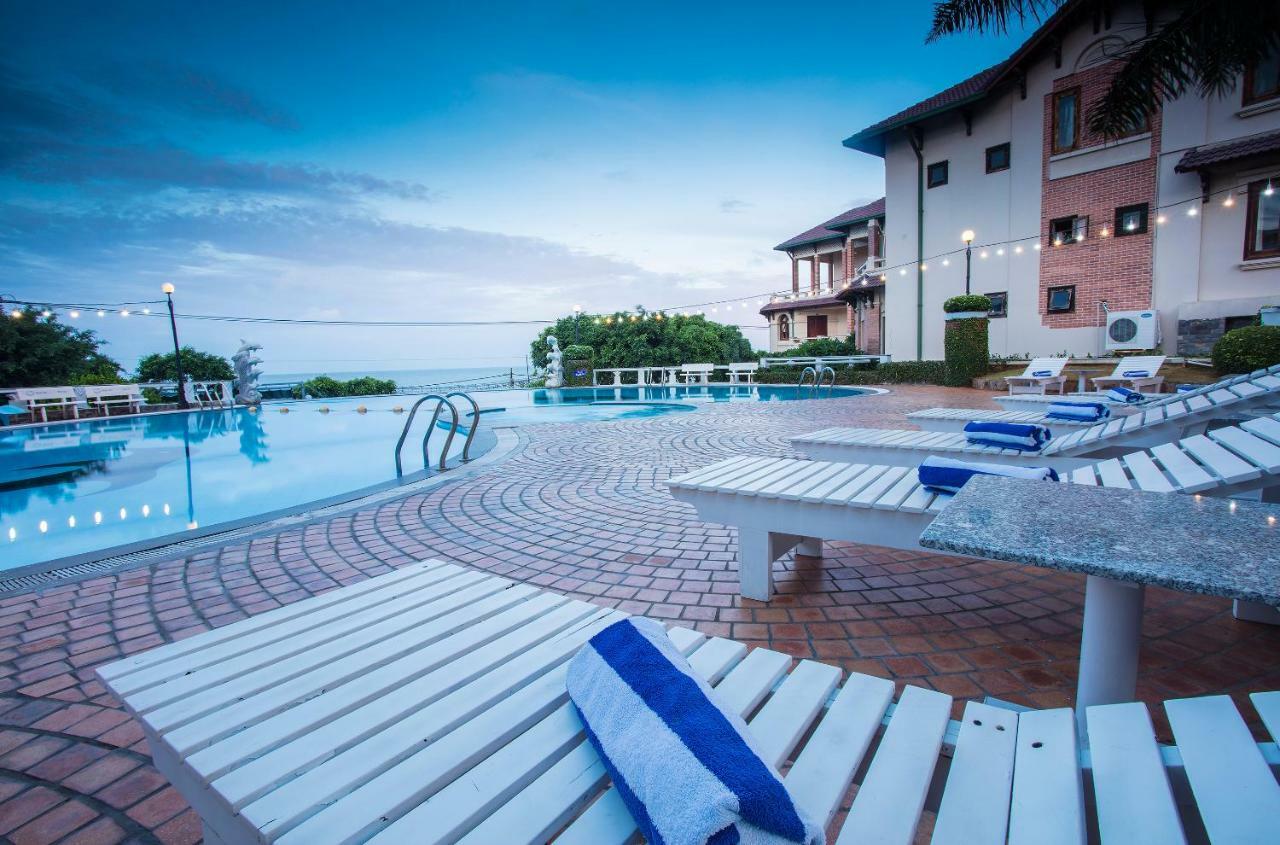 Beachfront Hotel Vũng Tàu Exterior foto