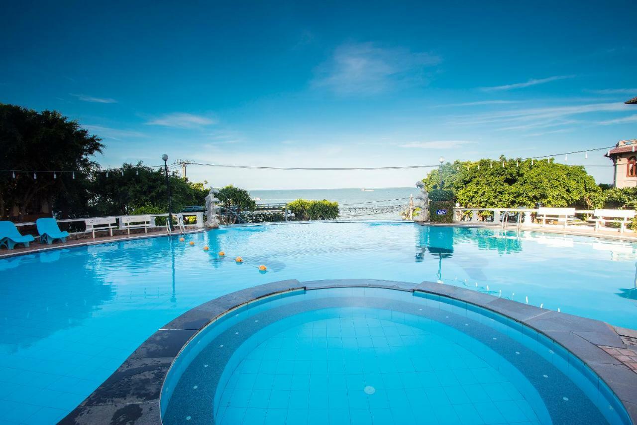 Beachfront Hotel Vũng Tàu Exterior foto