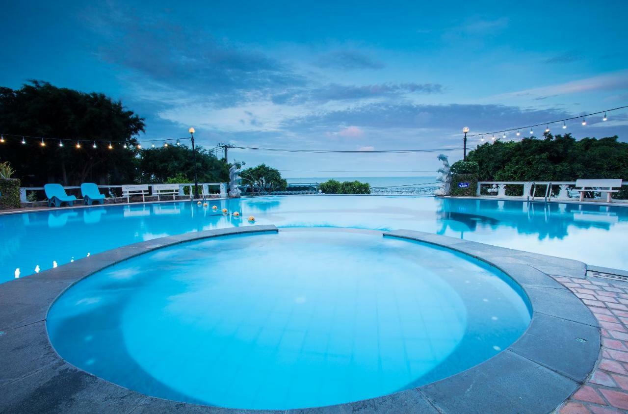 Beachfront Hotel Vũng Tàu Exterior foto